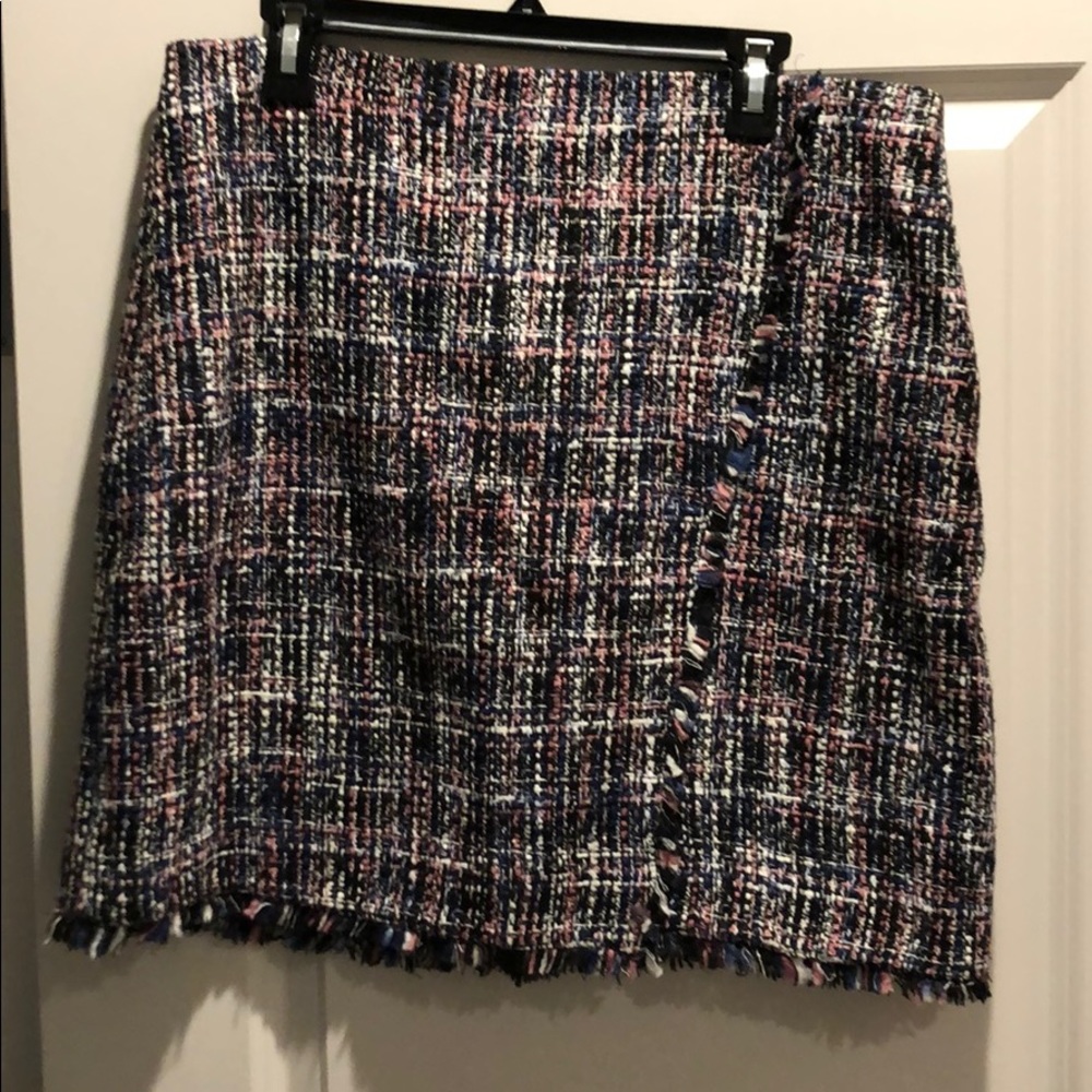 Tweed skirt